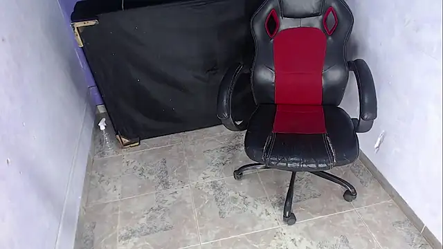 asimona_paezcm's cam snapshot