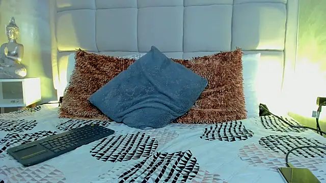 Hecatee_77 live sex cam