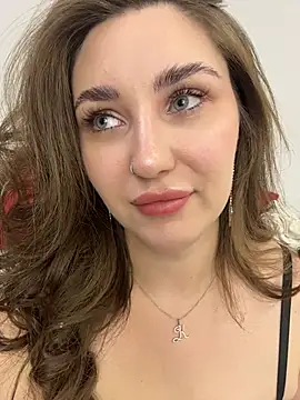KiraBarlows live sex cam