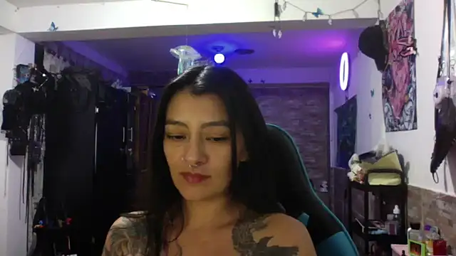 AngelaQueen_'s cam snapshot