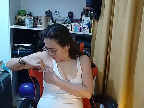 crizzybel's cam snapshot