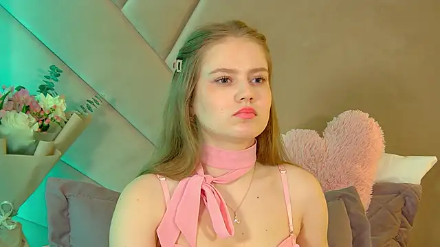 SelinSwarovski's cam snapshot