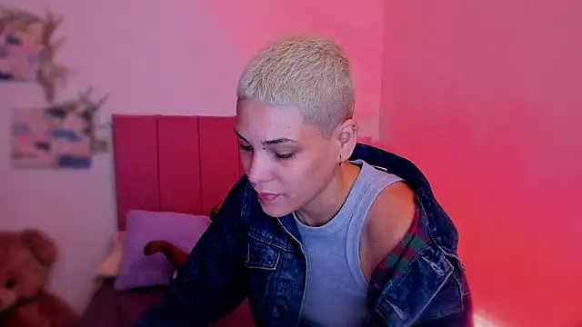 Charlee_pink's cam snapshot