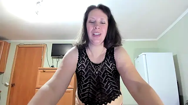 KATTYWARM_'s cam snapshot