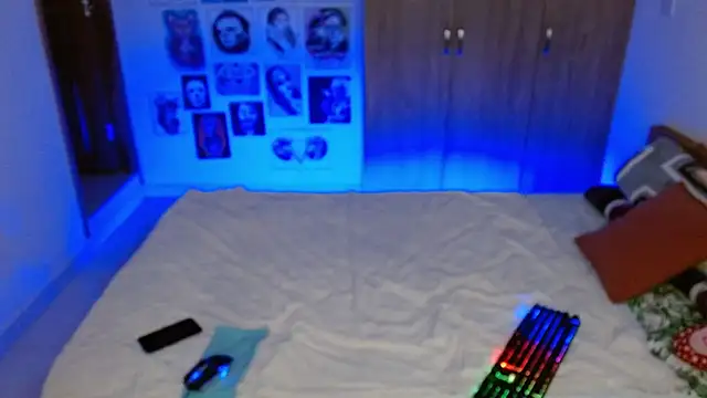 rachel_rosse11's cam snapshot