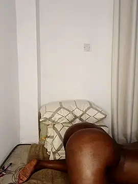 TinaFavourite's cam snapshot