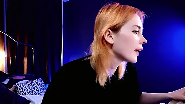 Kiara_Dream's cam snapshot