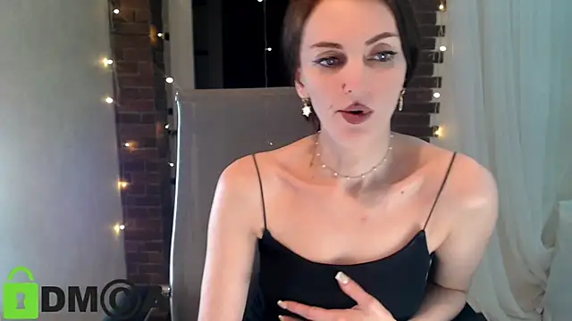 ms_kelarini's cam snapshot