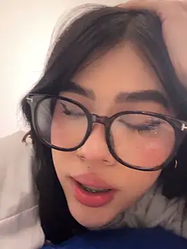 Lily_Woodz live sex cam