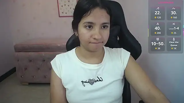 Irina_evans_s1's cam snapshot