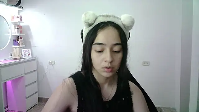 aineangeel's cam snapshot