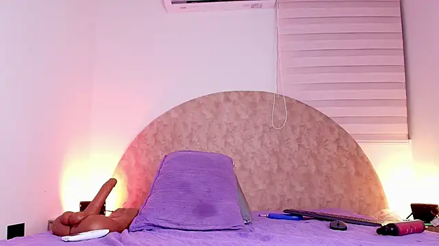 anisha_x's cam snapshot