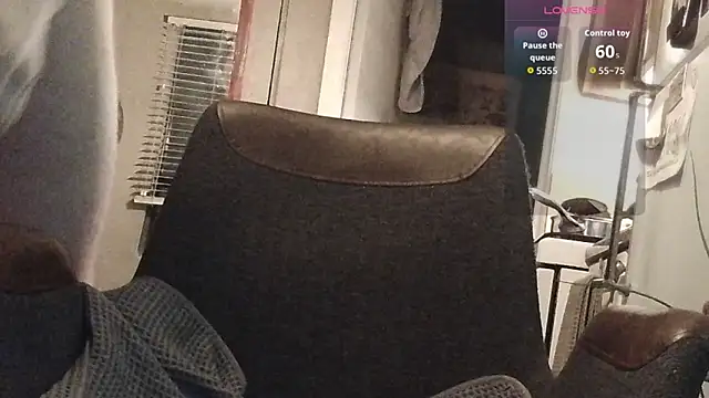 Gingerxl8 live sex cam