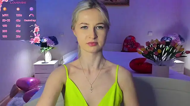 Julie_Blaze live sex cam