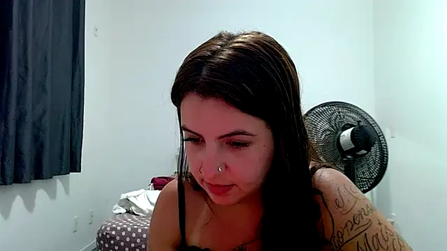 chelbyy live sex cam