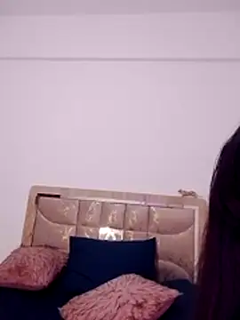 Hot-inasss live sex cam