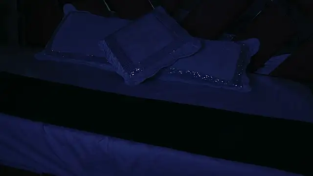 AllanaOrtiz__'s cam snapshot