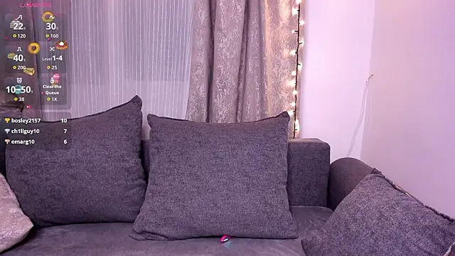 SweetViperr's cam snapshot