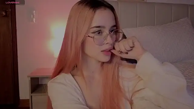 Roxxy_mora's cam snapshot