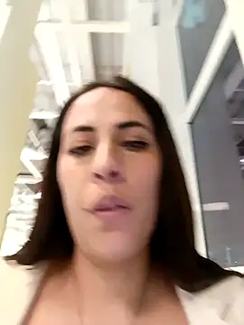 Lena-32 live sex cam