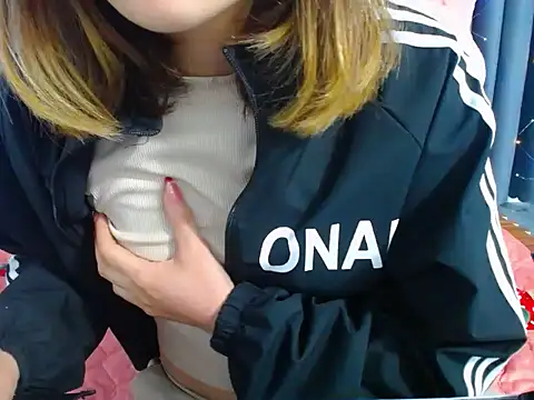 Hannie_26 live sex cam