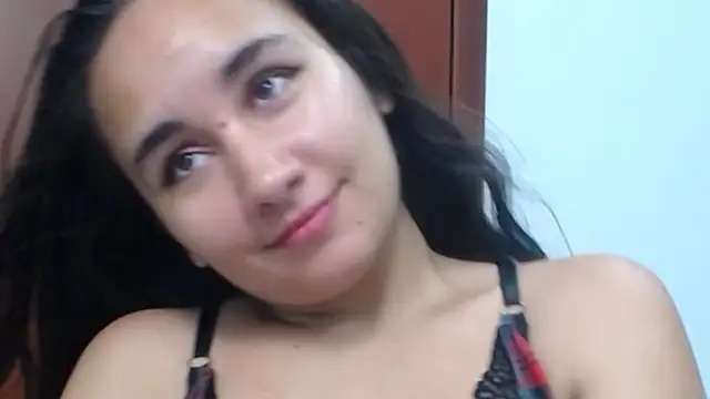 Maylin_horny19's cam snapshot