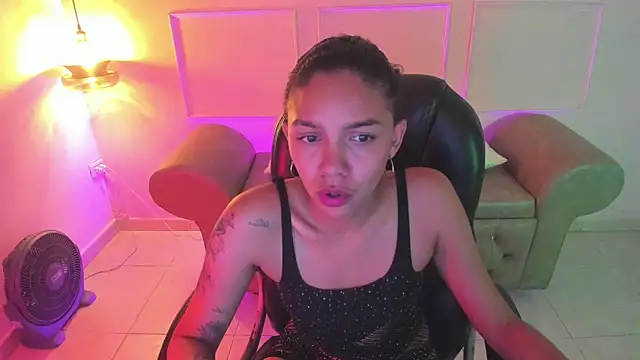 aitana_kahlo live sex cam