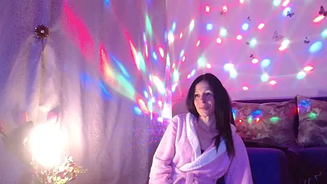 ElysaSun's cam snapshot