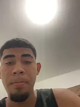 youngalexofficial live sex cam