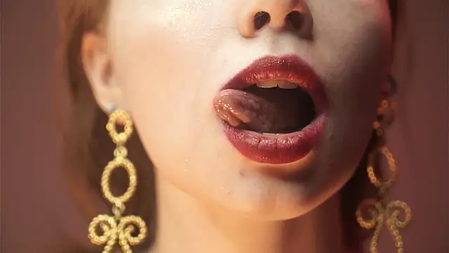 ginger_hugs live sex cam