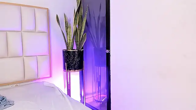 liorah_wolf's cam snapshot