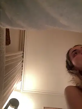 yoursexbabe_10's cam snapshot