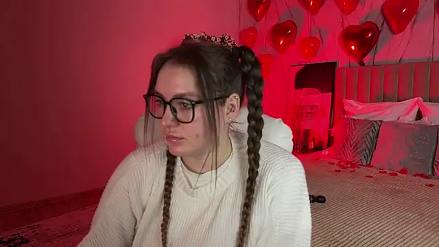 MoonlightLovee's cam snapshot