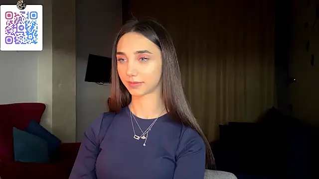 LinaMour's cam snapshot