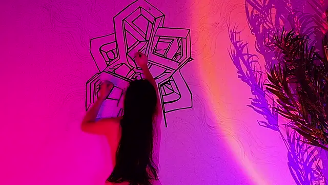 Emmi_Roberts's cam snapshot