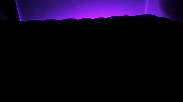 Lara_reynolds_'s cam snapshot