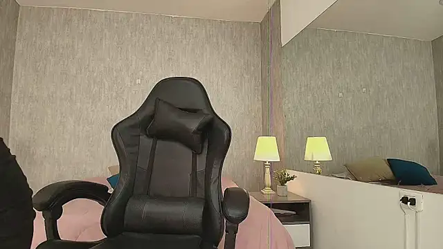 MeganDiamont_FG's cam snapshot