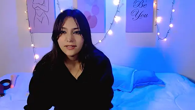 Honeyplay_'s cam snapshot