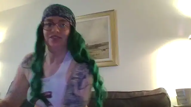 DaisyBlake's cam snapshot