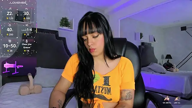 EmiliaRose_'s cam snapshot