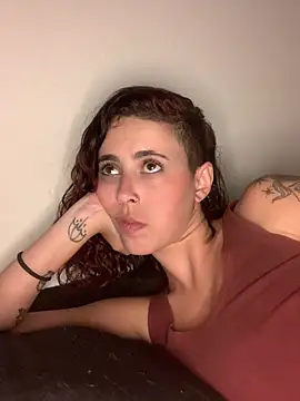 ninapellegrini17's cam snapshot