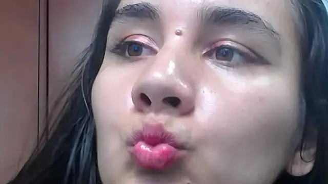 Maylin_horny19's cam snapshot