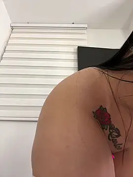 ALISSON_FOXXX1 live sex cam