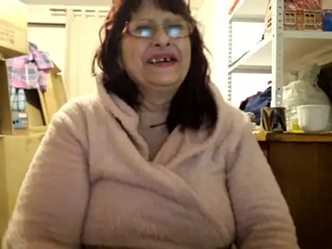 Samantha_Squirt@xh live sex cam