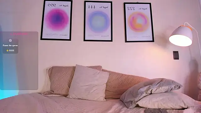 AriaMuse's cam snapshot