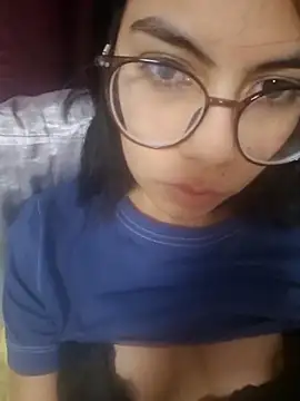 la_mami_3000's cam snapshot