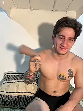 AteneoJr live sex cam