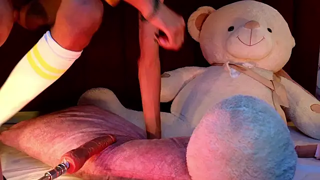 PrincePoppy live sex cam