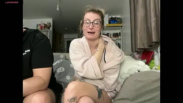 harleyblair live sex cam