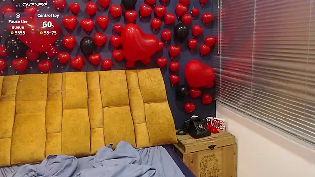 KendraaSimons live sex cam